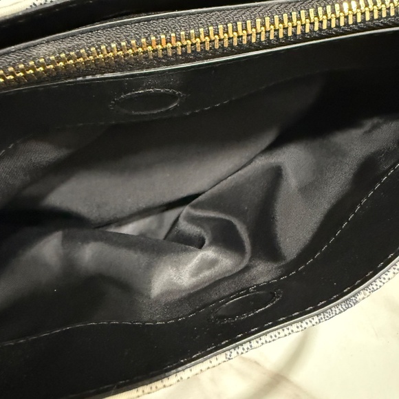 Radley London Maple Cross Head in the Clouds medium ziptop satchel or crossbody - Picture 6 of 8